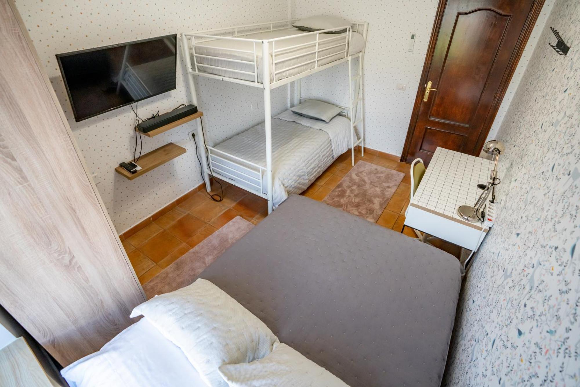 Casa Julio - Alcala Complete Coastal Retreat - Entire Apartment - 3 Min Walk From The Ocean - Shared Entrance With Host Exterior foto